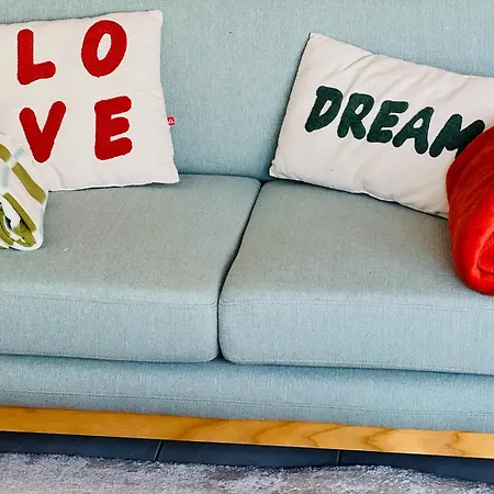 E&y - Gare Sncf - Cite Congres - Centre - Parking ナント