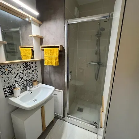 Toits Nantais - Cosy Avec Vue - Parking 南特