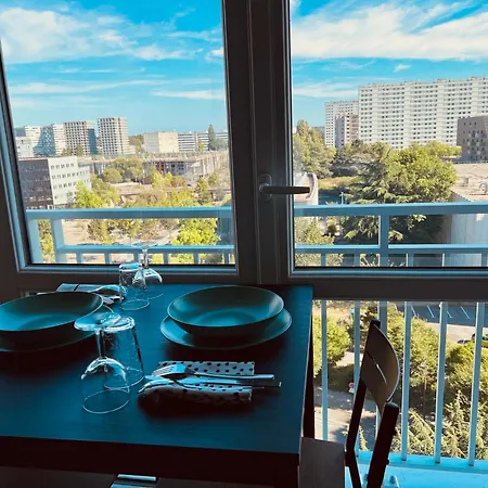 E&y - Gare Sncf - Cite Congres - Centre - Parking Appartement *