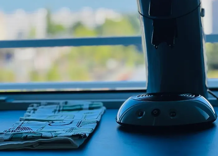 E&y - Gare Sncf - Cite Congres - Centre - Parking *